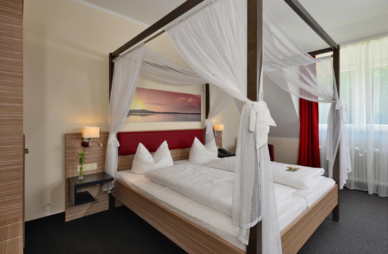 Hotel Sonnenhof Плайнфелд Екстериор снимка