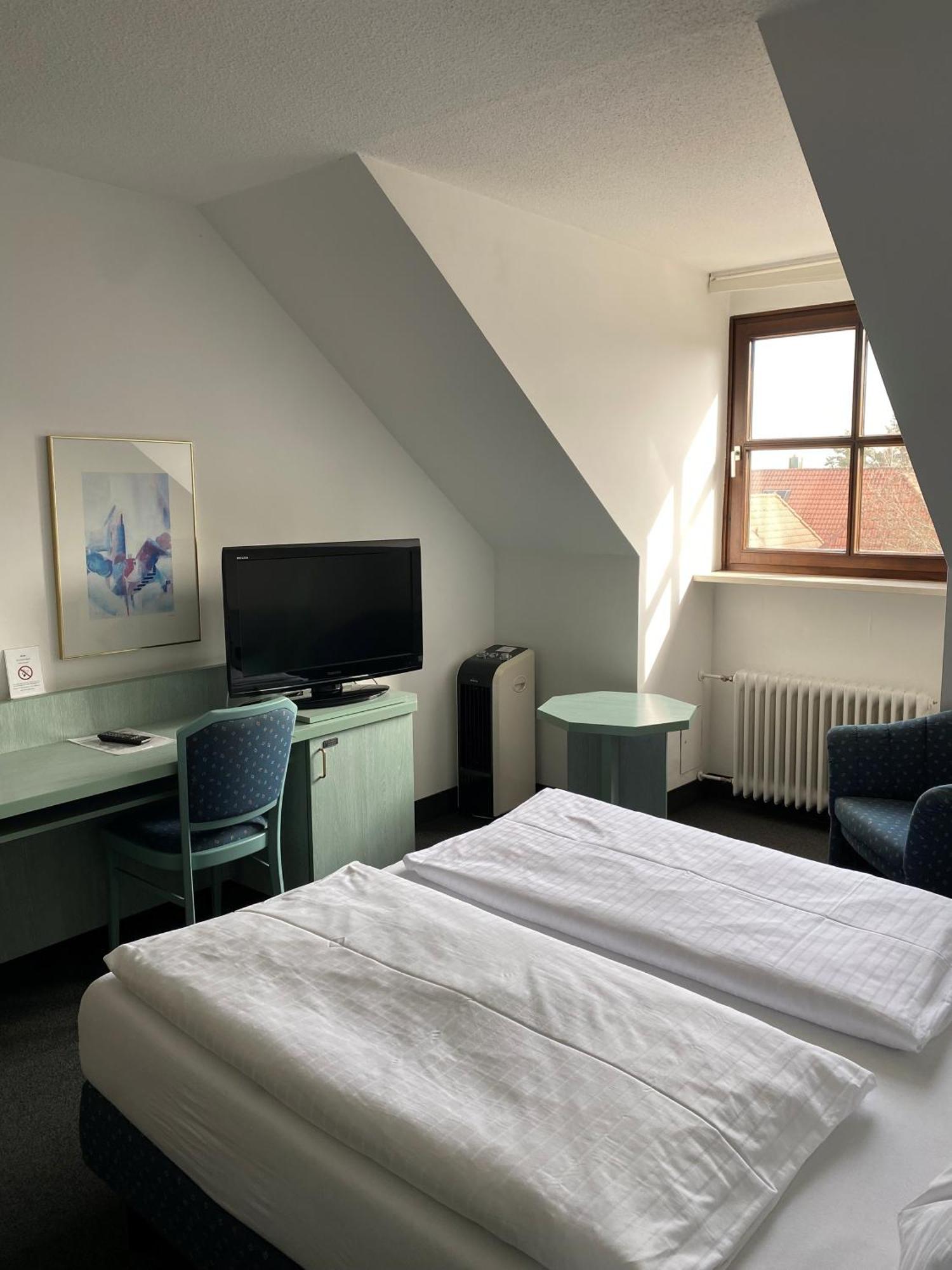 Hotel Sonnenhof Плайнфелд Екстериор снимка