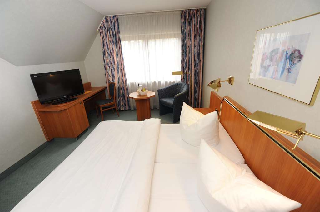 Hotel Sonnenhof Плайнфелд Стая снимка
